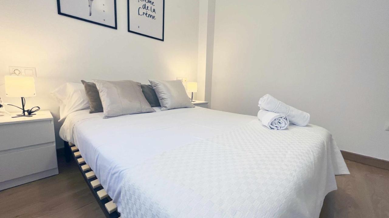 Апартаменты Maravilloso Apartamento Centro Малага Экстерьер фото